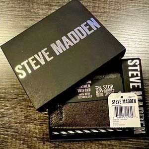 Steve Madden Brown Wallet